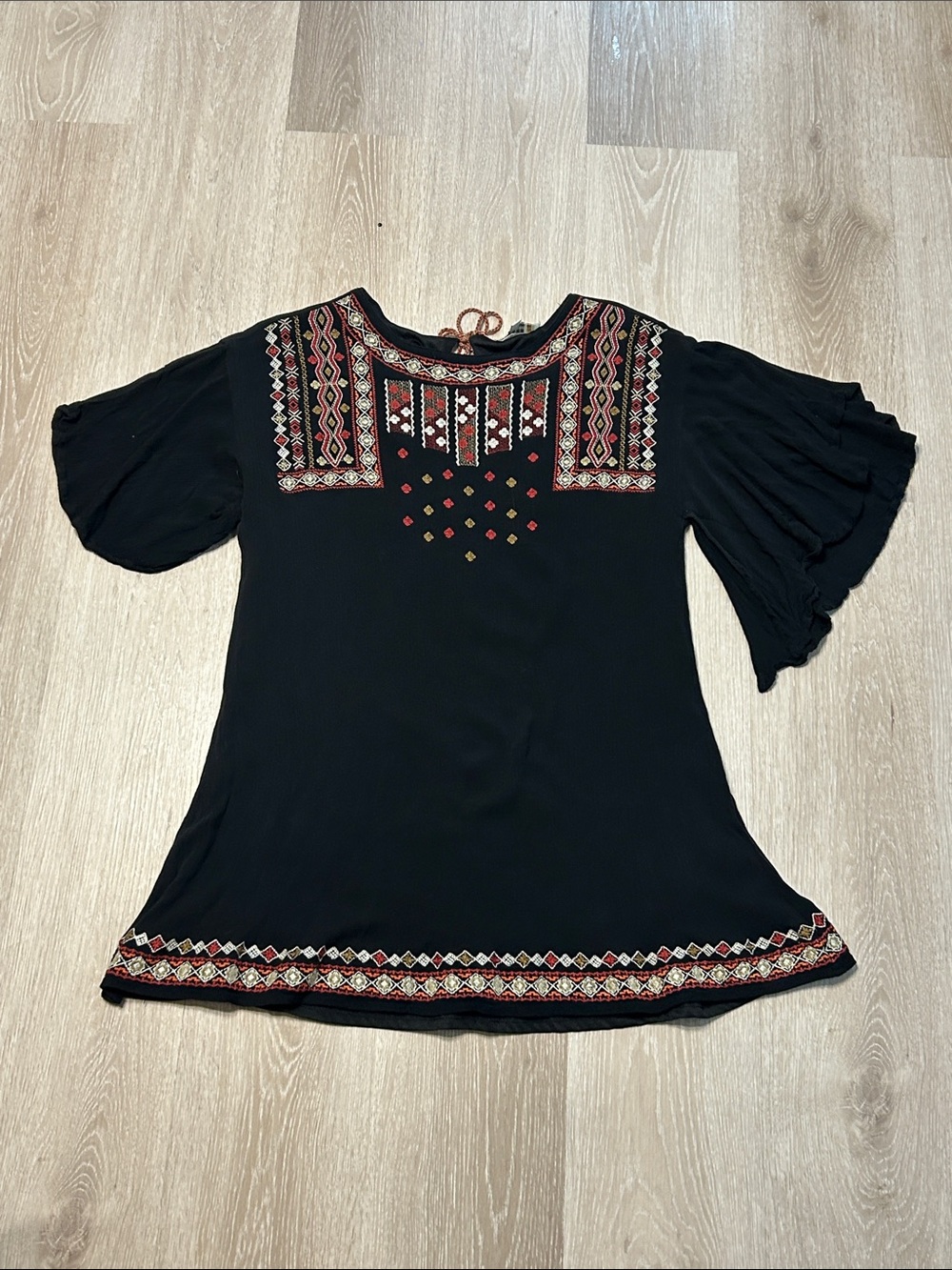 Umgee Embroidered Black Boho Bell Style Flutter Sleeve Top Sz XL